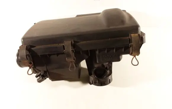 Toyota Prius (XW20) Air filter box 1001406970