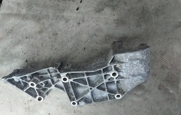 Generator/alternator bracket