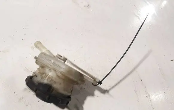 Honda Civic IX Brake fluid reservoir 