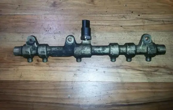 Alfa Romeo 156 Fuel main line pipe 0445215005