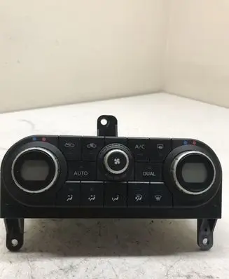 Nissan Qashqai Climate control unit 27500JD45B
