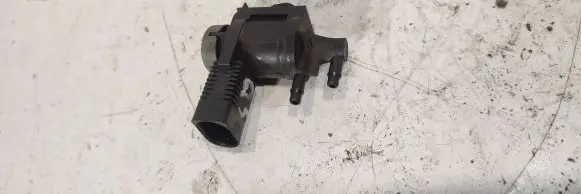 Audi Q5 SQ5 Turbo solenoid valve 1K0906283A