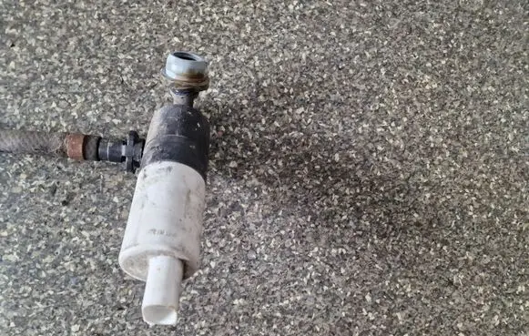 Land Rover Range Rover Sport L320 Headlight washer pump 