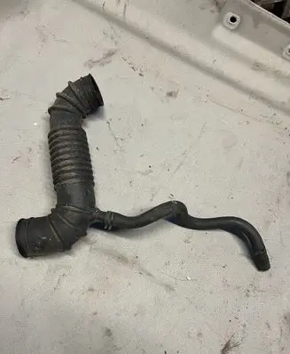 Mitsubishi Pajero Air intake hose/pipe