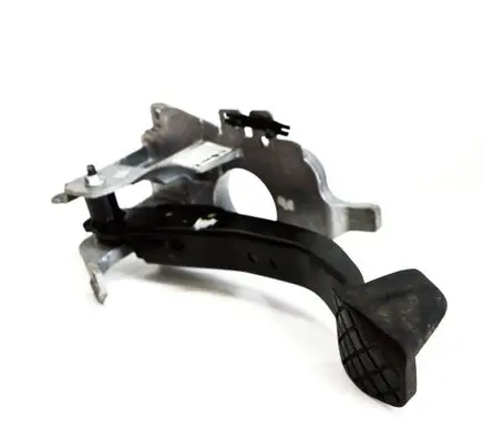 Volkswagen PASSAT B6 Brake pedal 3C2721057E