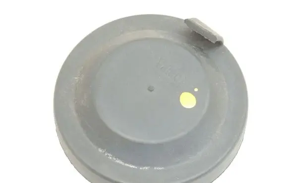 Opel Omega B1 Headlight/headlamp dust cover 88204115 90487574