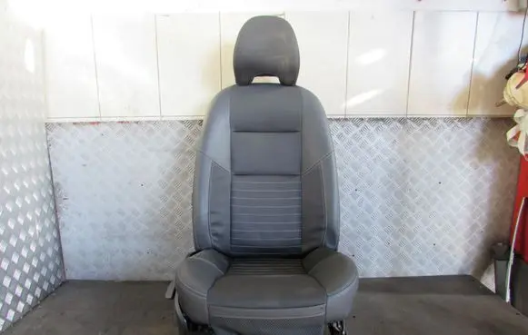 Volvo V50 Front passenger seat 