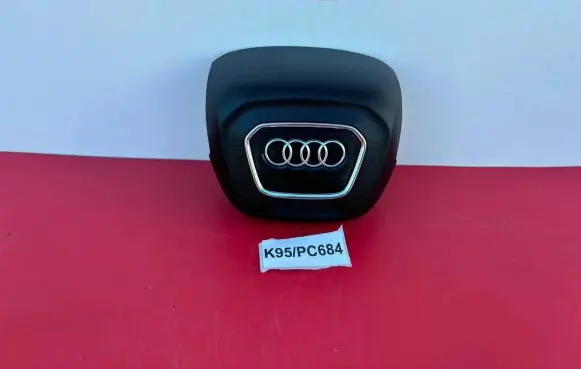 Audi A3 S3 8V Steering wheel airbag cover 62670230