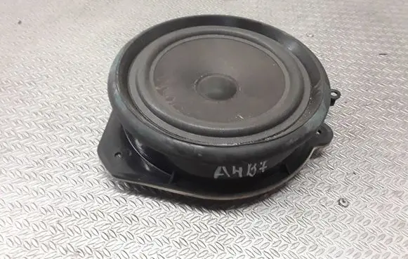 Audi A4 S4 B7 8E 8H Front door speaker 8E0035411 4E104104300