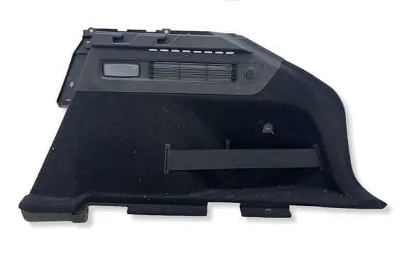Maserati Levante Trunk/boot lower side trim panel 06700983800