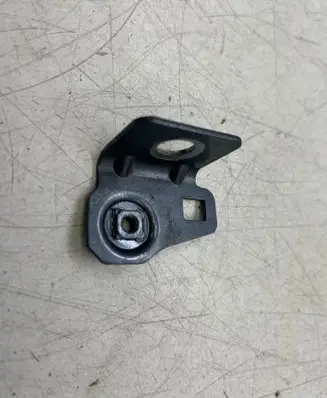 Citroen C4 Grand Picasso Fender mounting bracket