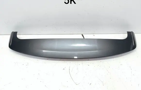 Tailgate/trunk spoiler