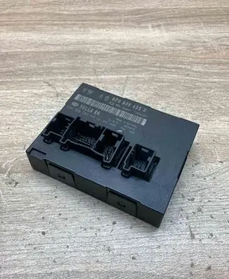 Audi A3 S3 8P Comfort/convenience module 8P0959433E 5DK008583