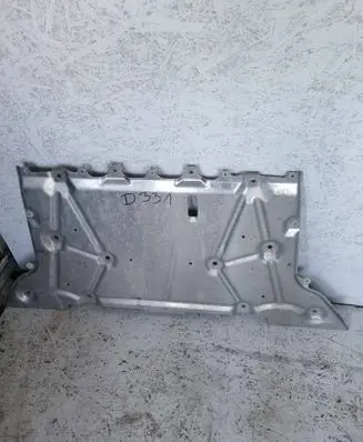 BMW i4 Engine splash shield/under tray 7915376