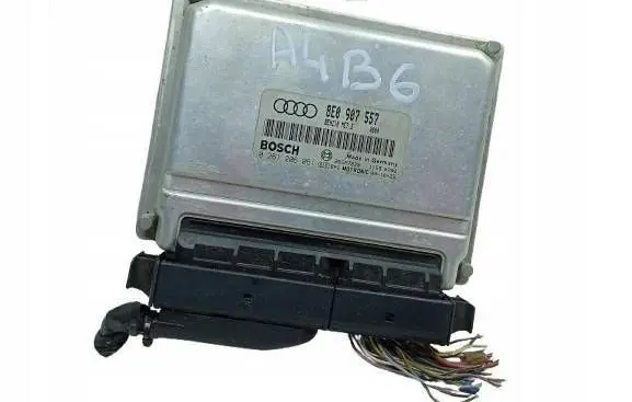 Audi A4 S4 B6 8E 8H Engine control unit/module 8E0907557 26SA7339 0261206051