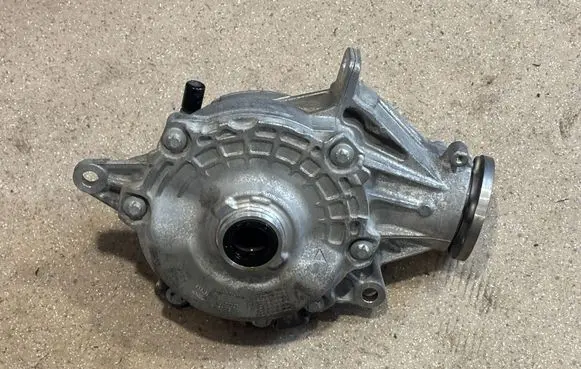 Mercedes-Benz E W214 Front differential A2233357600 A2233310400