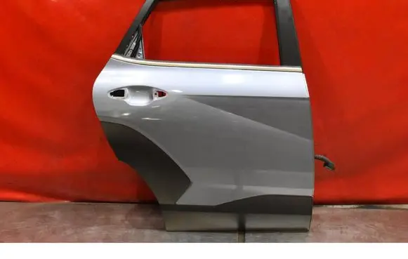 Hyundai Kona I Rear door