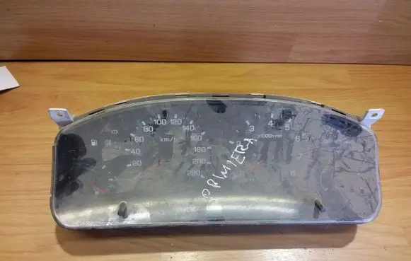 Nissan Primera Speedometer (instrument cluster) 96251046