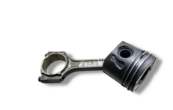Opel Combo D Piston with connecting rod 263A2.000