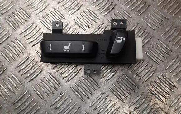 Lexus RX 450H Seat heating switch 18A703