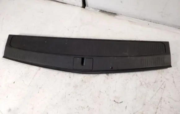 Opel Astra J Other trunk/boot trim element 13261725 322225228 13261812