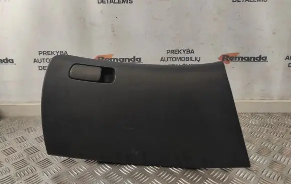 KIA Ceed Glove box lid/cover 845101H000