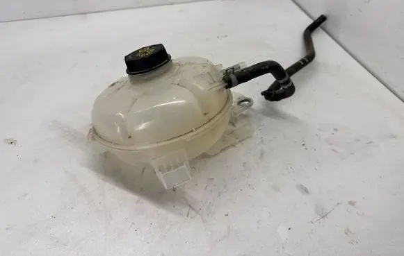 Ford Escape IV Coolant expansion tank/reservoir LX618A080GC LX6Z8A080A RS530