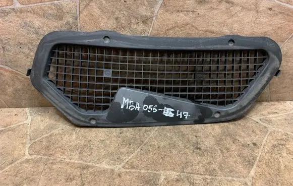 Mercedes-Benz SL R230 Other engine bay part A2308350218