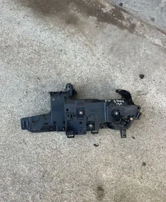 BMW 5 F10 F11 Other engine bay part 7823478 624404 0470506