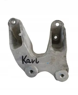 Engine mounting bracket
