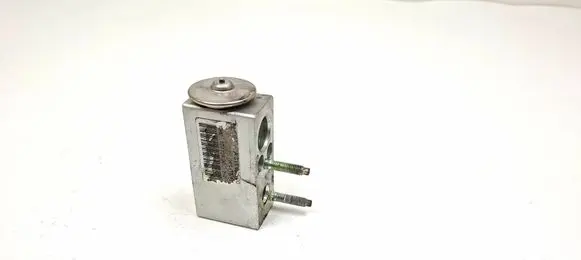 Fiat 500X Air conditioning (A/C) expansion valve 52413490 A31102500 HF01234V
