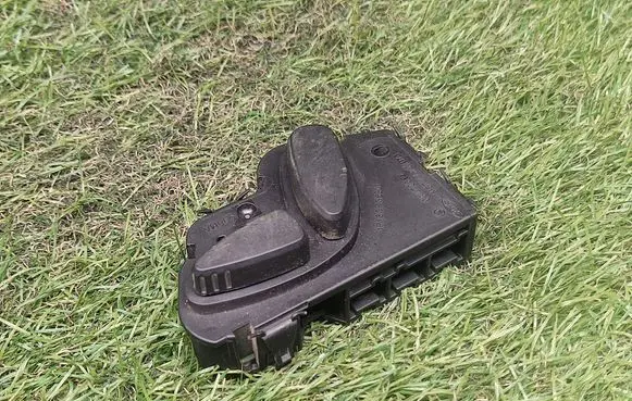 Ford Focus Seat control switch 4M5T14A701BA