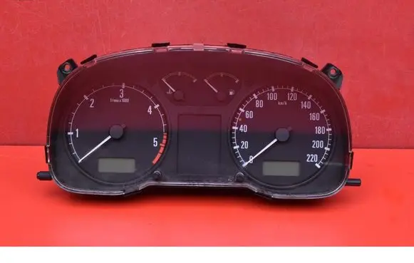 Speedometer (instrument cluster)