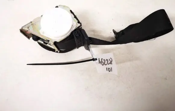 Ford Focus Rear seatbelt 4m51a611b68ah 4m51-a611b68-ah