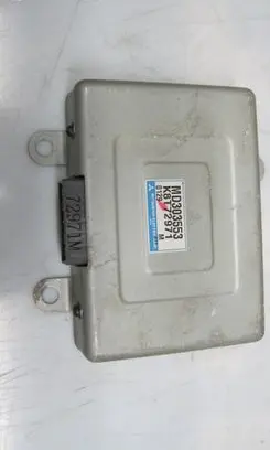Mitsubishi Space Runner Engine control unit/module MD303553