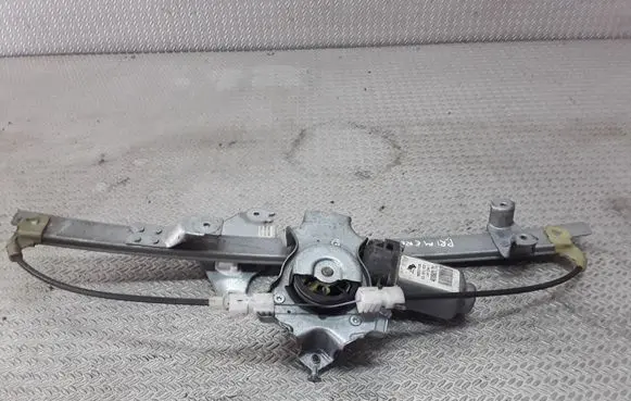 Nissan Primera Rear door window regulator with motor