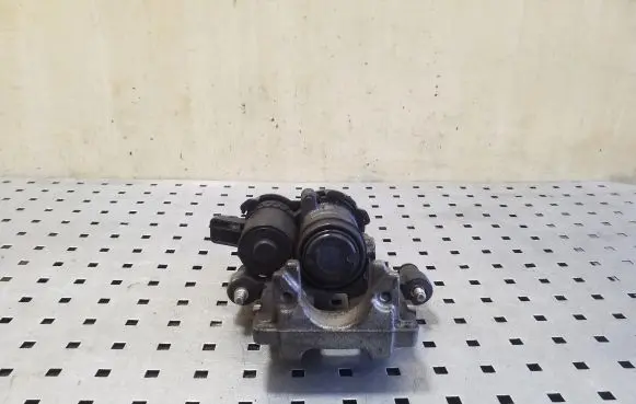 Volvo XC90 Rear brake caliper 31687558 32217363