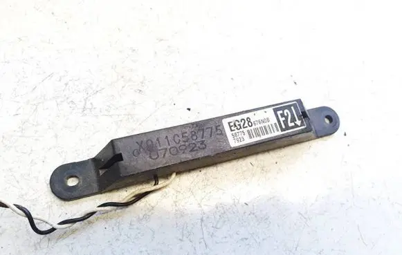 Mazda CX-7 Antenna control unit eg28676n0b x011c58775
