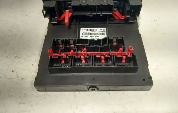 Volkswagen Jetta V Comfort/convenience module F005V00525 00235920