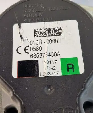 Volvo V40 Front seatbelt 31484536