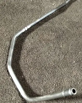 Jeep Grand Cherokee (WJ) Engine coolant pipe/hose
