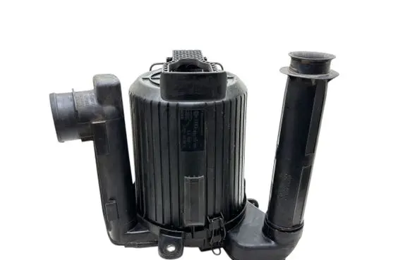 Volkswagen Multivan T4 Air filter box 044129620