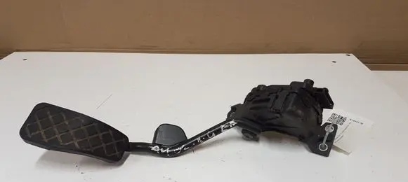 Audi A6 S6 C6 4F Accelerator throttle pedal 6PV00777008 8E2721523