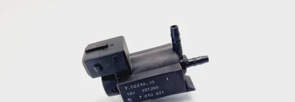 BMW 5 F10 F11 Turbo solenoid valve 70231800 7810831