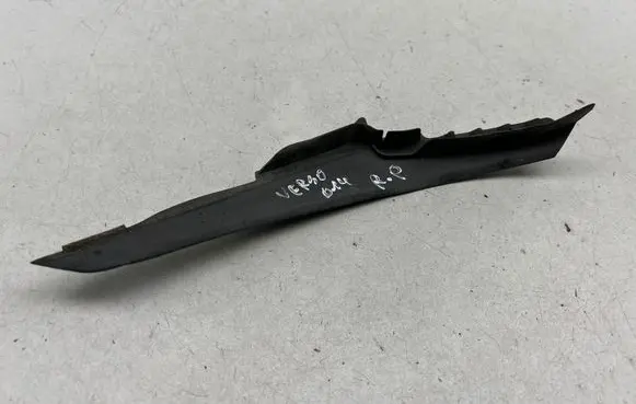 Toyota Verso Fender end trim 538660F020