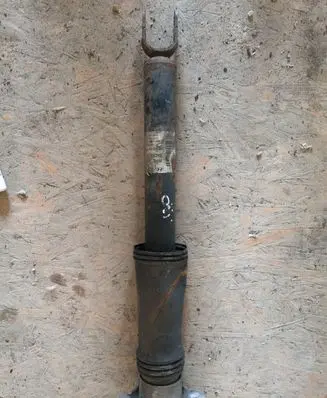 Hyundai i30 Rear shock absorber/damper 553102R200