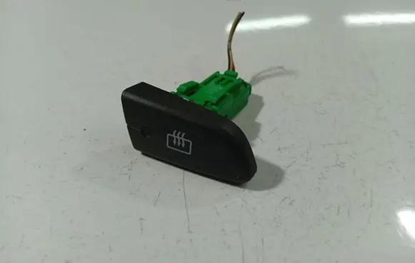 Peugeot 107 Windscreen/window heater switch 84790A