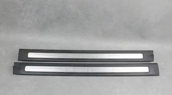 Mercedes-Benz A W169 Front sill trim cover A1696800074 A169680