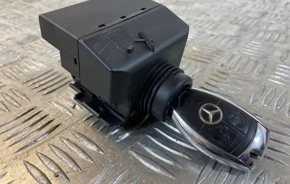 Mercedes-Benz E W211 Ignition lock A2115452308 33002213 3017003801606126