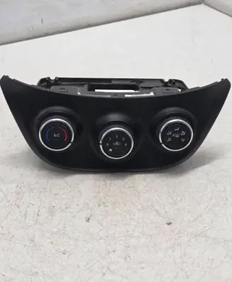 Opel Karl Climate control unit 42479608 3230100000000X 68843771A